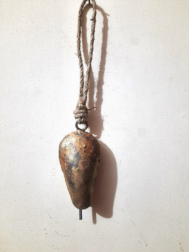 3.25 Inch Tulip Shaped Bell W/ Jute TL081
