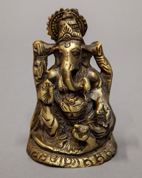 Seated Ganesha 5" BW244